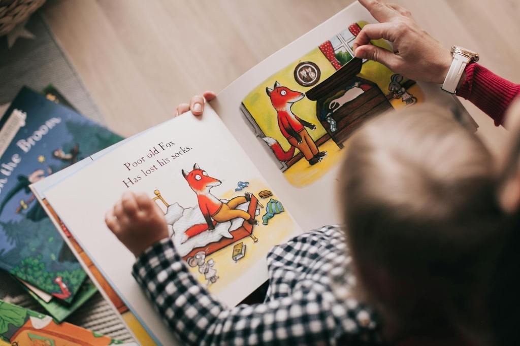How Mom’s Actually Read Books With Kids Under Five
